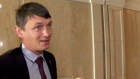 VIDEO Cine este Paul Pintea, senatorul fără bac. Acesta a vorbit deschis despre studiile pe care nu le are